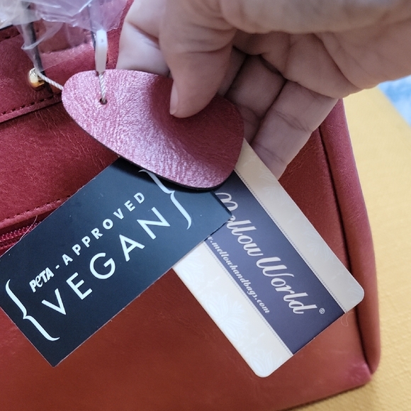 NWT Mellow World Salome Maroon 3D Embossed Gloral Satchel With Crossbody Strap - Picture 2 of 8